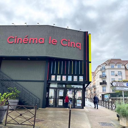 Paris Cocon - Disneyland, Parking, Hypercentre, Train Station Lagny Екстериор снимка